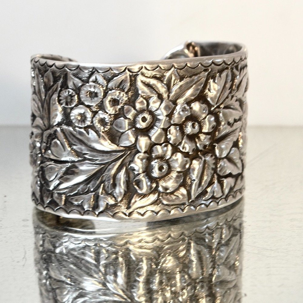 Art Nouveau Sterling Silver Floral Cuff Bracelet - Picture 10 of 12